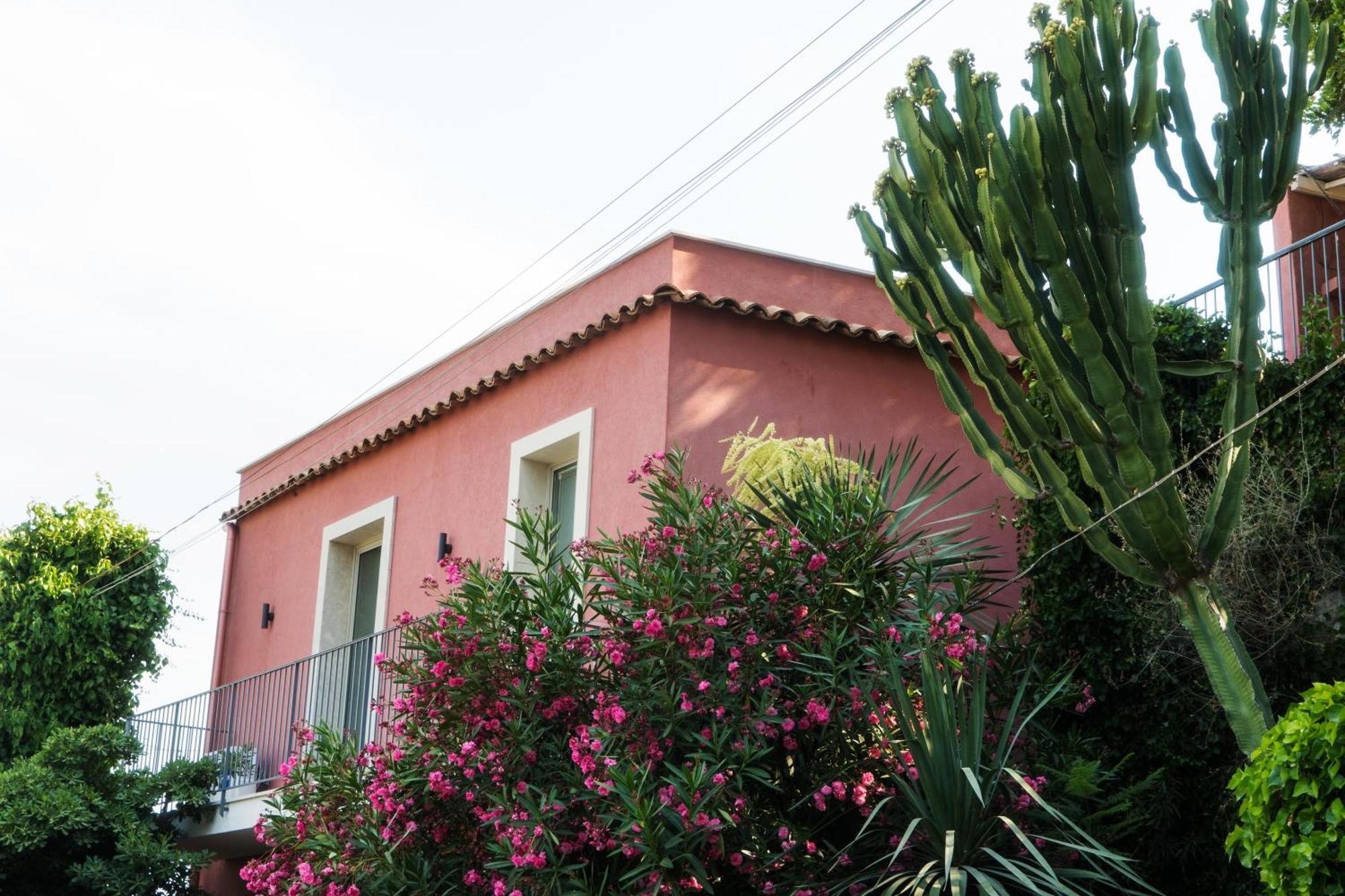 The Charming House Lägenhet Taormina Exteriör bild
